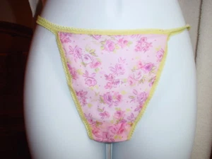 Victorias Secret Vintage Very Sweet Mesh String Thong Medium Pinkroses NWOT - Imagen 1 de 5