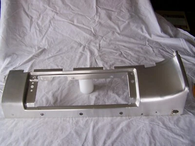 Ford Thunderbird 1969 tablero derecho panel inferior finlandés  Foto 1 de 4