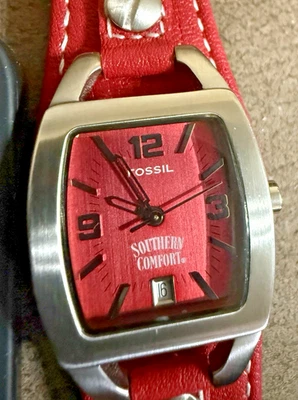 Reloj Fossil JR-8611 Caja Acero Inoxidable Correa Cuero Rojo Southern Comfort Promo Foto 1 de 4