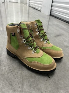 Vintage Danner Mountain Boots 32210X DJ DAKOTAN GORE-TEX Green US Men’s Size 9 - Picture 1 of 12