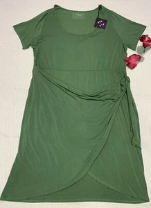 AVA & VIV Women's Plus Size Short Sleeve Knit Wrap Dress Green Size 3X (24W/26W) - Picture 1 of 9