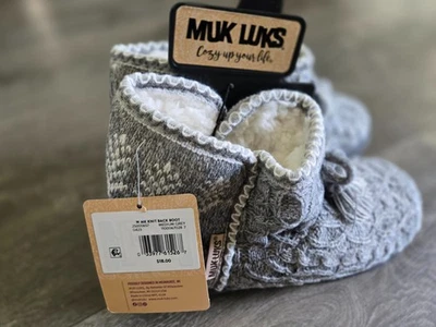 NWT NIB Muk Luks Knit Back Boot Medium Grey Warm and Cozy Women's Slipper Size 7 - Image 1 of 4