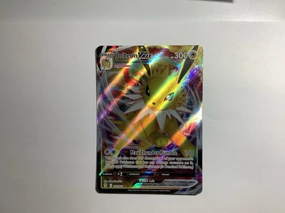 Jolteon VMAX 051/203 SWSH07: Evolving Skies Holo - Image 1 of 4