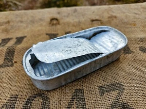 WWII ORIGINAL GERMAN FISH RATION TIN MARKING "B" RELIC of 18. Armee from KURLAND - Picture 1 of 6