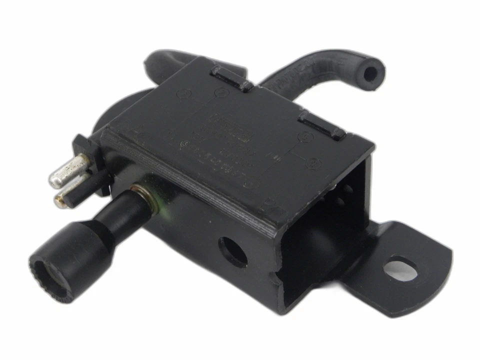 Left EGR Еxhaust Gas Recirculation Valve for 93-97 Mercedes S600 W140 0025400297 - Image 1 of 4