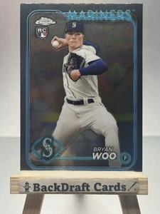 2024 Topps Chrome Bryan Woo Chrome Refractor RC #172 Seattle Mariners - Picture 1 of 2