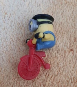 Sammelfigur " Minion auf Rad - Bild 1 von 6