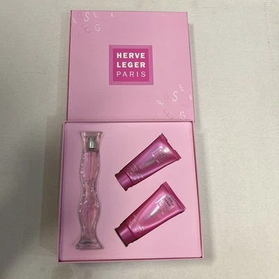 Herve Leger Rose Eau De Parfum, Gel de Ducha, Loción Corporal Foto 1 de 3