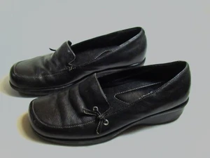 ANDREW GELLER Brand Women's  Black  upper  1" Wedge   heel 7 m - Picture 1 of 8