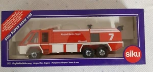 SIKU 1/55 CAMION POMPIERI RARO #3722.NO BURAGO NO POLISTIL - Foto 1 di 3