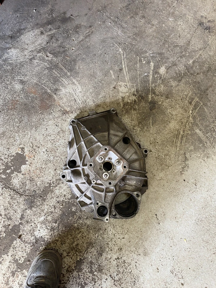 Carcasa campana Porsche 924s 944 944 116 401 4R Foto 1 de 1