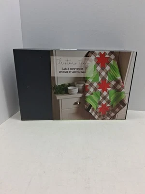 Kit de mesa acolchada Riley Blake, árboles de Navidad, 36x36 en vuelta de diciembre Foto 1 de 3