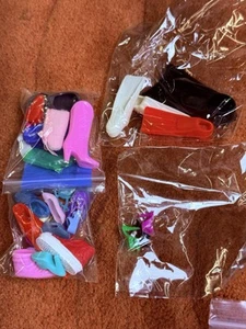 Huge Vintage Lot Of Barbie Shoe SINGLES!!! Peg Leg Barbie Get Color Creative - Picture 1 of 8