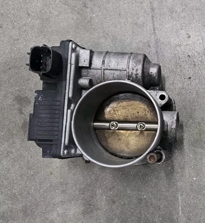 Conjunto de carrocería del acelerador OEM para Infiniti G35 2005 revoluciones Foto 1 de 3