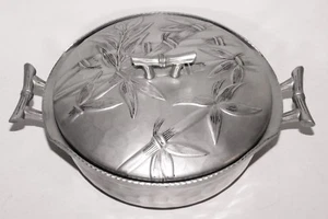 Vintage Everlast Hammered Aluminum Casserole with Lid Bamboo Design - Picture 1 of 10