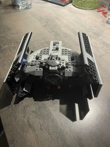 LEGO Star Wars: Darth Vader's Tie Fighter 8017 mit Anleitung - Bild 1 von 5