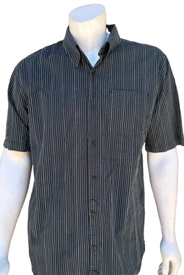 Camisa de monopatín Hurley abotonada para hombre manga corta negra a rayas talla XL Foto 1 de 4