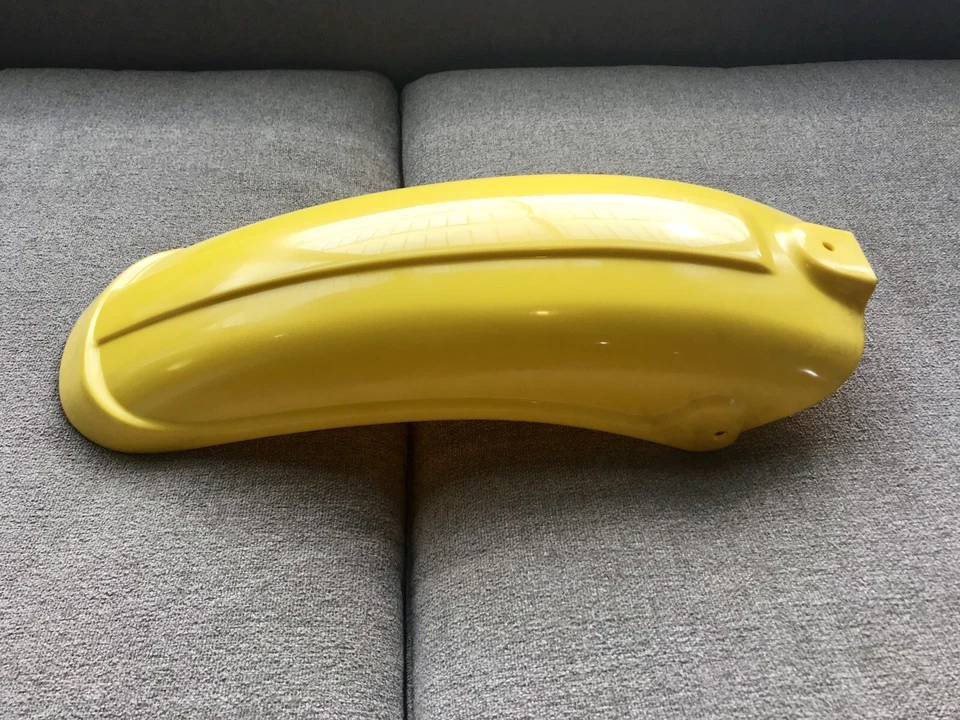 Guardabarros trasero amarillo Yamaha YZ125 1977 1978 1979 2K6-21611-00 N.O.S RARO Foto 1 de 4