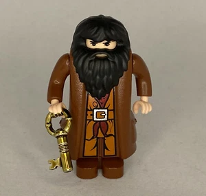 LEGO Hagrid minifigure Reddish Brown Topcoat nougat head LEGO Harry Potter 5378  - Picture 1 of 3