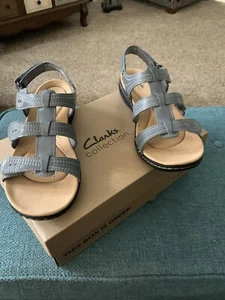 Clarks Mujer Talla 11m.  Laurieann Vine, cuero azul gris. Nuevo con caja. - Imagen 1 de 5