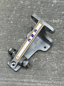 Master cylinder mount, Dual, pedal mount pivot .500, Floor mount, built by CNC - Afbeelding 1 van 3