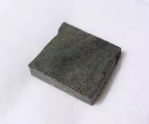 NWA 7924 Meteorite Slice H6 - .95 gram with COA - Picture 1 of 4
