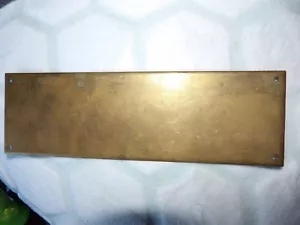 SINGOLA ANTICA PIASTRA DA DITO IN OTTONE EDOARDIANA ELSEY'S NECESSITA DI SMALTO - Foto 1 di 7