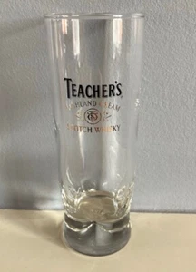 TEACHERS Scotch Whisky Tall Glass Bar Pub Mancave - Picture 1 of 1