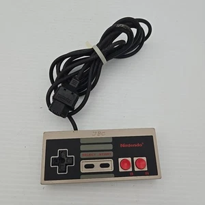 Nintendo NES Controller Original Authentic OEM NES-004 Tested Working - Picture 1 of 2