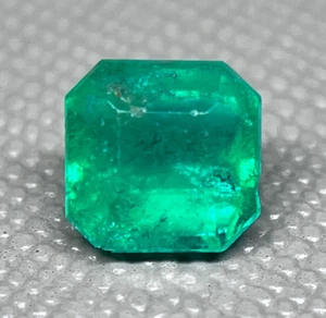 GIA Certified 1.19 Carat Natural Octagonal Cut Green Emerald Loose Gem Stone - Picture 1 of 7