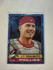 2025 Topps Heritage - J.T. Realmuto #143 Chrome Light Blue Sparkle Refractor - Bild 1 von 2