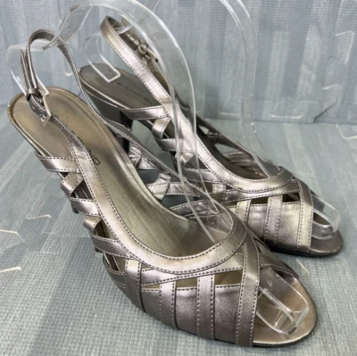 Sandalias Bandolino con cordones para mujer talla 9 M plateadas punta abierta zapatos de tacón Foto 1 de 4