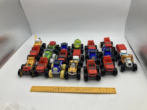LOT OF 20 Blaze and The Monster Machines Crusher Joe Big Horn Stripes Trucks Cover