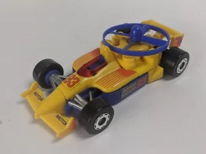 Hasbro Transformers G2 Leadfoot & Zubehör Actionfigur 1994  - Bild 1 von 3