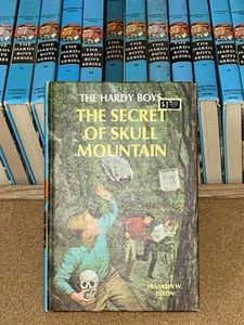 Vintage Matte Cover Hardy Boys The Secret Of Skull Mountain Mystery HC Book 27 - Picture 1 of 11