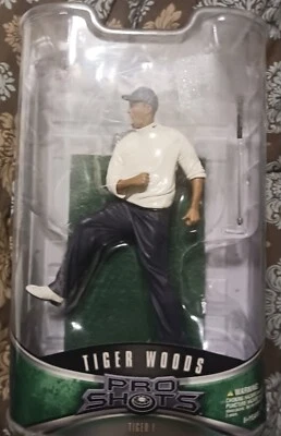Tiger Woods Pro Shots  II Series Upper Deck 2008 Action Figure Sealed box as is - Image 1 of 3