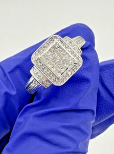 Beautiful .925 Sterling Silver W/ Natural Princess-cut Diamond Ring Size 7 - Picture 1 of 22