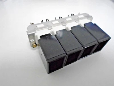 Push button right angle DPDT PC Mount Switchcraft H202PC  - Image 1 of 4