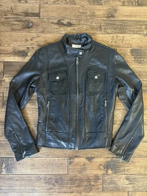 Chaqueta de cuero negra Barney's New York para mujer talla pequeña Foto 1 de 4