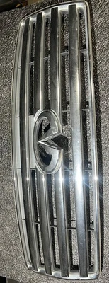 🚘2004-2007 Infiniti QX56 решетка 623107S600 OEM - Изображение 1 из 4