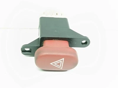 Interruptor de luz de advertencia de peligro Renault Laguna II 1999 822355 UST131840 - Imagen 1 de 4