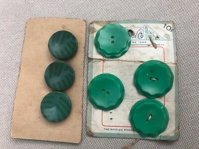 Vintage GREEN PLASTIC Buttons 7pcs retro stripes ornate  - Image 1 of 3