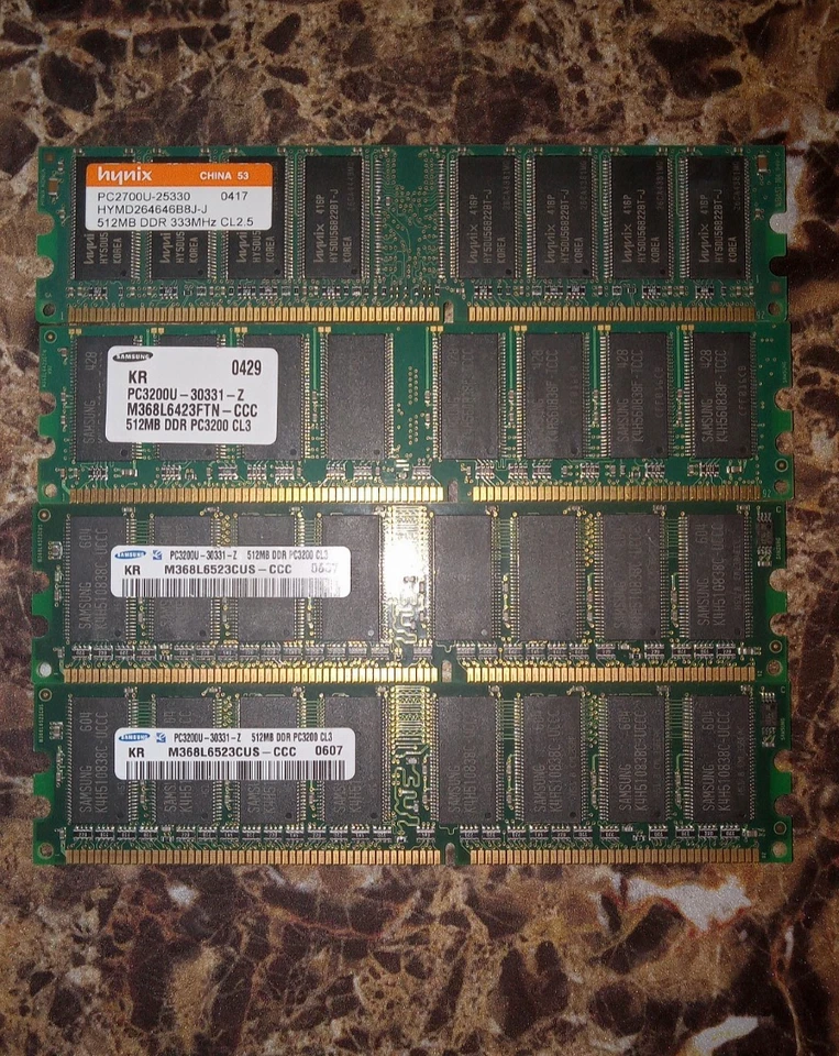 4x 512MB Vtg Ram/MemorySticks - Image 1 of 1