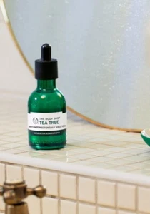 The Body Shop Tea Tree Anti-Imperfection Daily Solution FOR OILY Blemished Skin - Picture 1 of 12