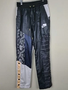 Nike Women's Sportswear NSW Track Pants Size Small - Picture 1 of 11