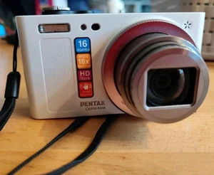 Pentax Optio RZ18, weiß - 16MP  - Bild 1 von 6