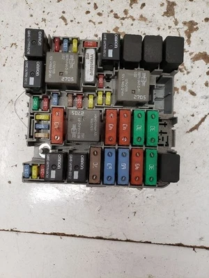Compartimiento de motor de caja de fusibles compatible con 13 DART 1386376 Foto 1 de 4