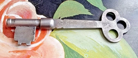 Antique SKELETON Key T&B Foundry Company Engraved Steel Key #6 Cover