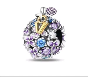 925 Sterling Silver Floral Charm with Multicolor CZ Stones & Gold Watering Can  - Imagen 1 de 1