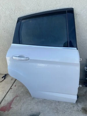 Ford C-Max Premium 2016 lado del pasajero trasero derecho puerta completa OEM Foto 1 de 4